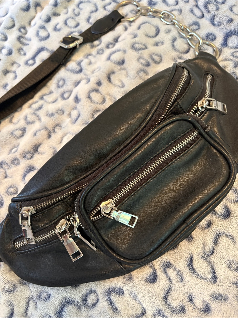 Black Leather women’s - Classic Crossbody Fanny Pack